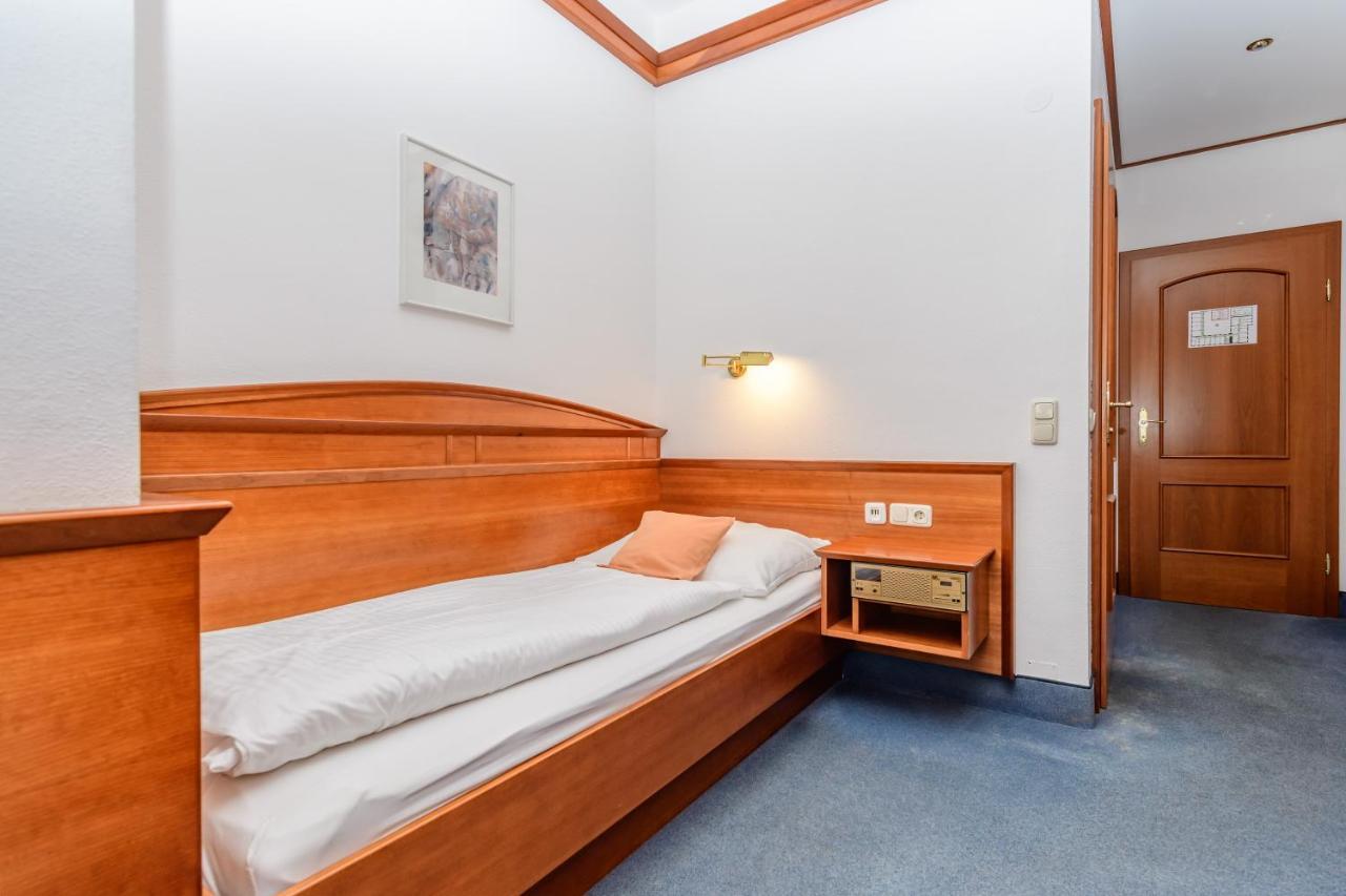 Gasthof Stoeckler Hotel Enns Exterior foto